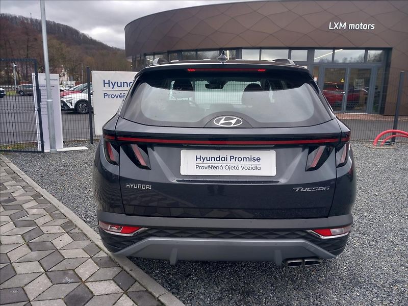 Hyundai Tucson 1,6 T-GDI MHEV SMART DCT - fotka 7 z 22
