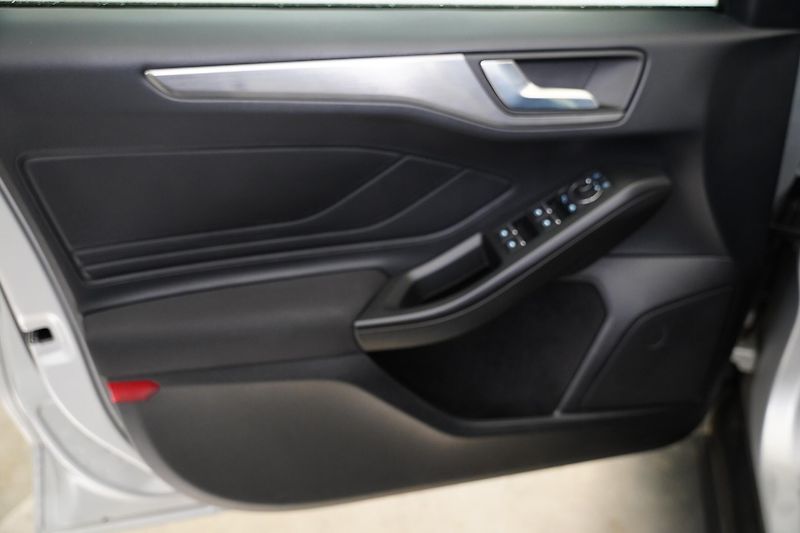 Ford Focus - fotka 12 z 29