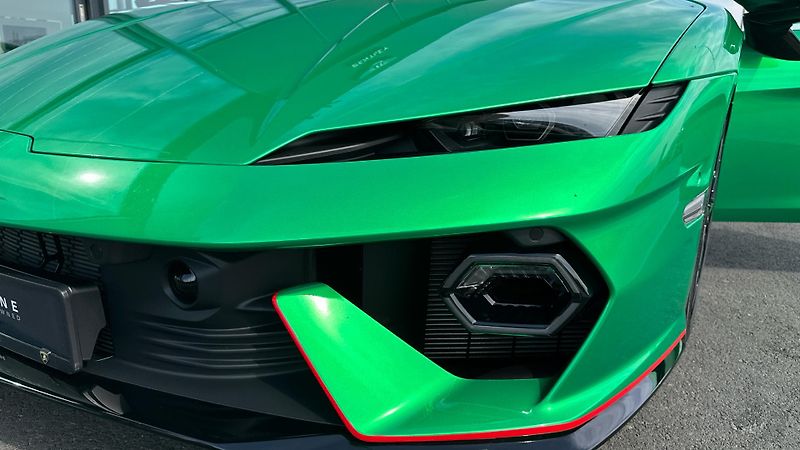Lamborghini Ostatní (2026) Temerario - fotka 16 z 16