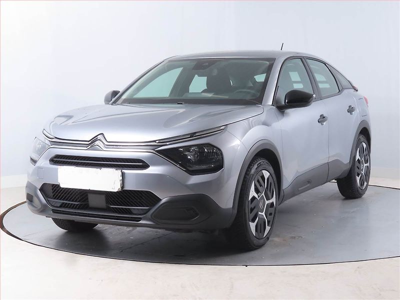 Citroën C4 (2025) Feel 1.2 PureTech, ČR,1.maj - fotka 2 z 16