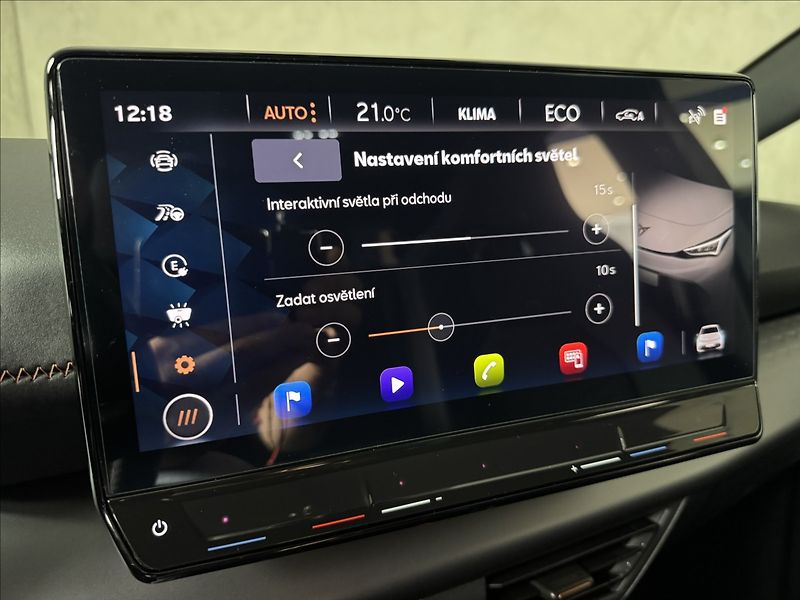 Cupra Born 150kW LED SoH 96,5% PDC - fotka 35 z 48