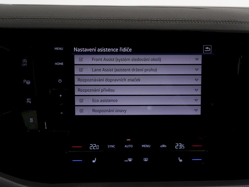 Volkswagen Touareg (2021) R-LINE 3.0TDI 170KW 4x4  TAŽNÉ - fotka 28 z 44