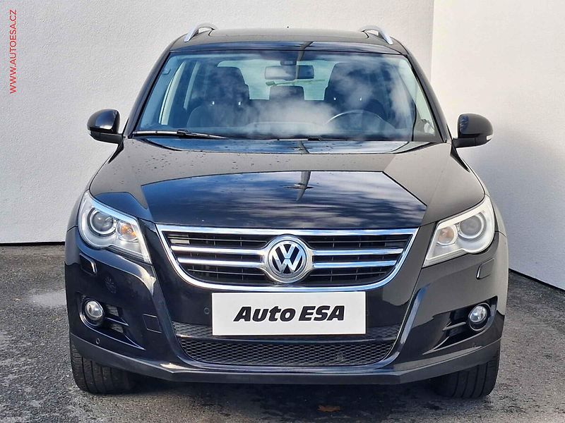 Volkswagen Tiguan (2011) 2.0 TDi 4x4, Team, bixen - fotka 2 z 19