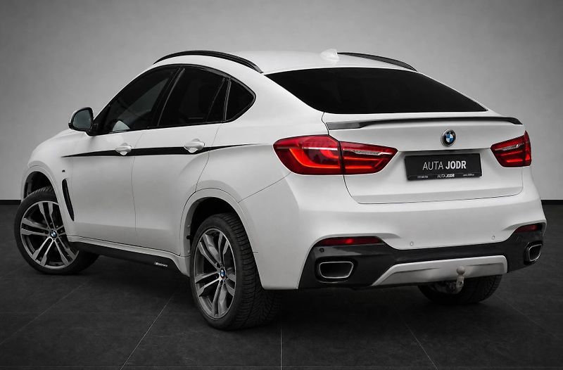 BMW X6 30d, ČR, Tažné, Harman, ACC - fotka 3 z 38
