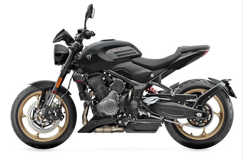 Triumph (2026) Trident 800 akční 2+2 roky zár - fotka 1 z 2