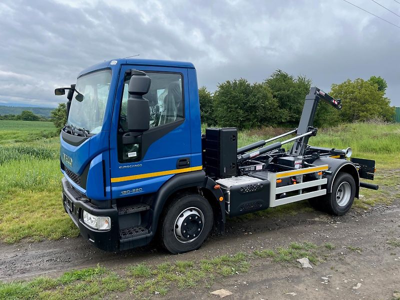 Iveco Eurocargo (2026) 120EC22 natahovák, skladem - fotografie inzerátu
