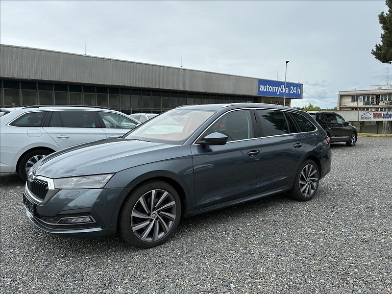 Škoda Octavia 2,0 PANORAMA,CANTON,HEAD-UP - fotka 2 z 28