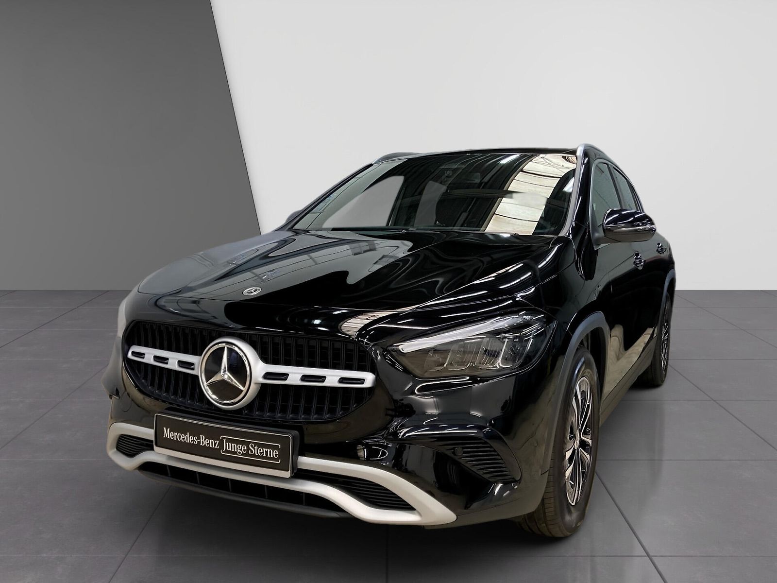 Mercedes-Benz GLA 180 LED Kamera Vyhř.Volant