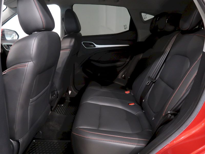 MG ZS (2022) EMOTION 1.5VTi-Tech 77KW - fotka 15 z 33