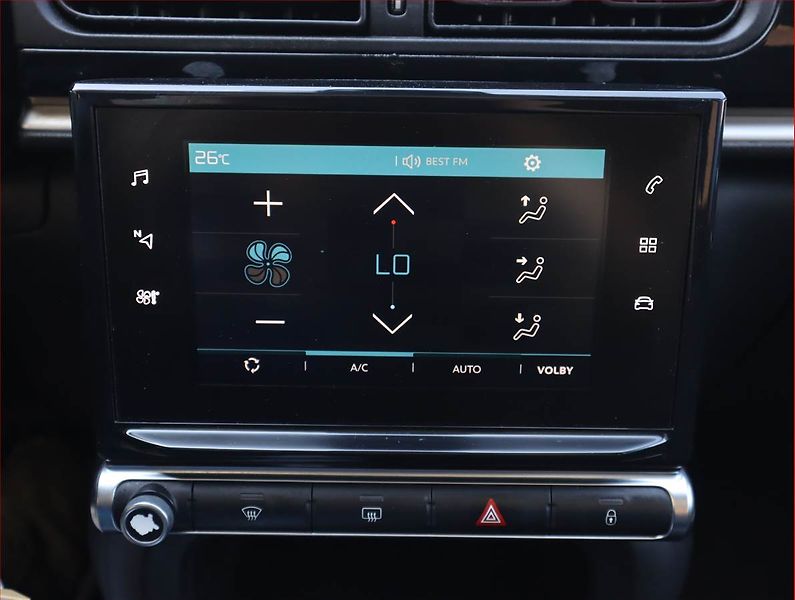 Citroën C3 (2018) 1.2 VTi, Tempomat - fotka 13 z 20