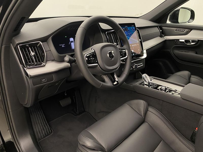 Volvo XC90 (2026) B5 AWD AUT BLACK EDITION PLUS  - fotka 25 z 73