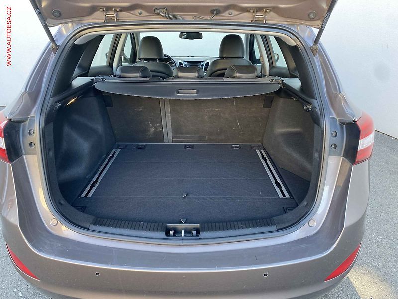Hyundai i30 (2015) 1.6GDi, ČR, ČR, tempo - fotka 7 z 16