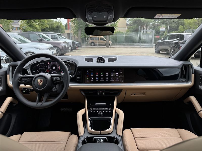 Porsche Cayenne Coupe E3 II Sport Chrono Vzduc - fotka 12 z 34