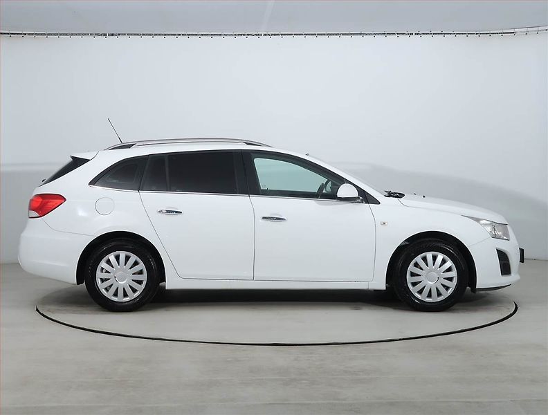 Chevrolet Cruze (2013) 1.8 i 16V, po STK - fotka 6 z 17