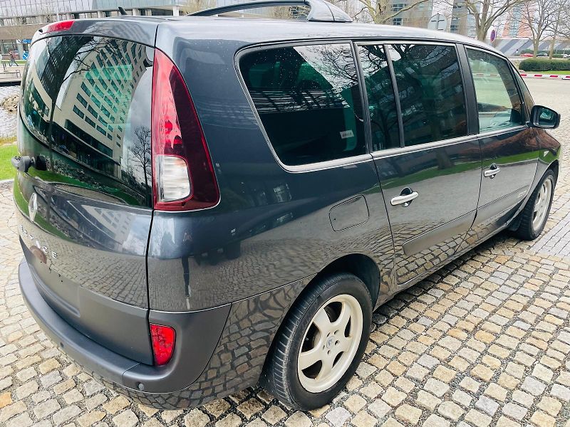 Renault Grand Espace 2.0dCi MANUÁL VÝHŘEV SENZORY - fotka 11 z 43