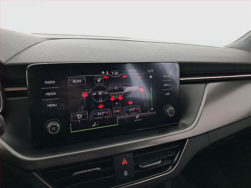 Škoda Scala (2019) Style 1.5 TSI, Automat - fotka 12 z 16