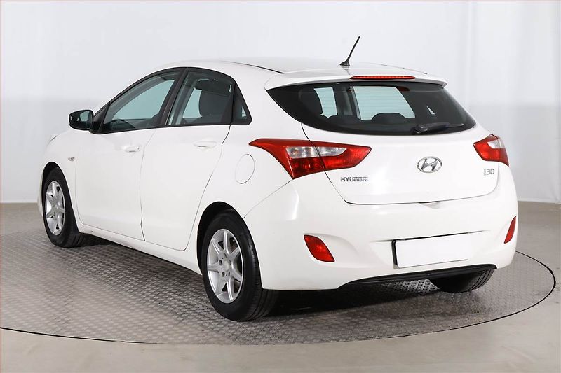 Hyundai i30 (2014) 1.6 CRDi, Serv.kniha, Tempomat - fotka 4 z 20