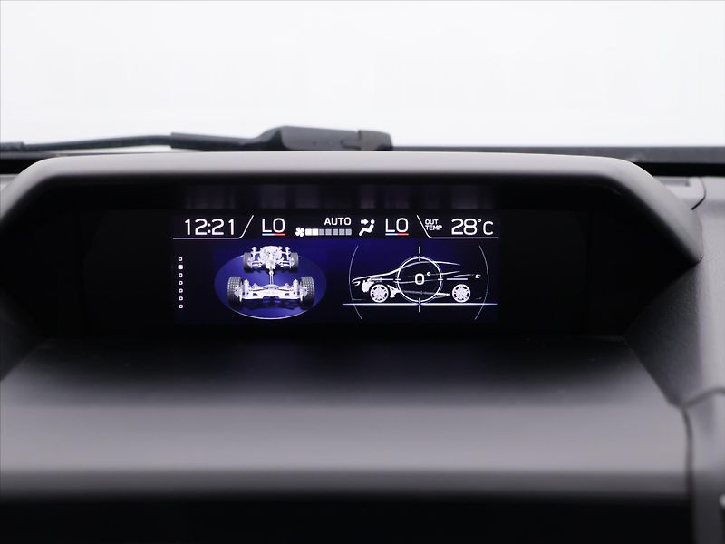 Subaru XV 2,0 i 115kW CVT Comfort 1.Maj - fotka 20 z 33