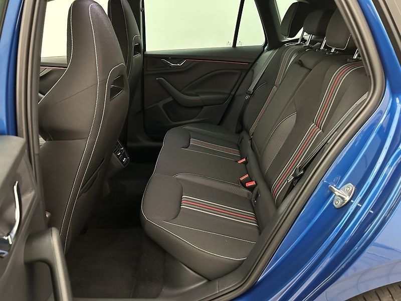 Škoda Kamiq 1.5 TSI Monte Carlo - fotka 23 z 29