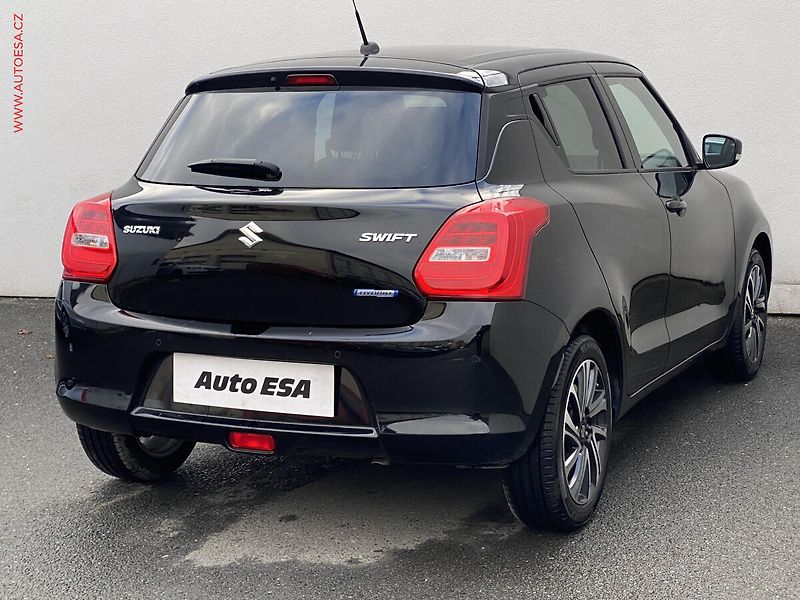 Suzuki Swift (2021) 1.2i Hybrid, Elegance - fotka 4 z 19