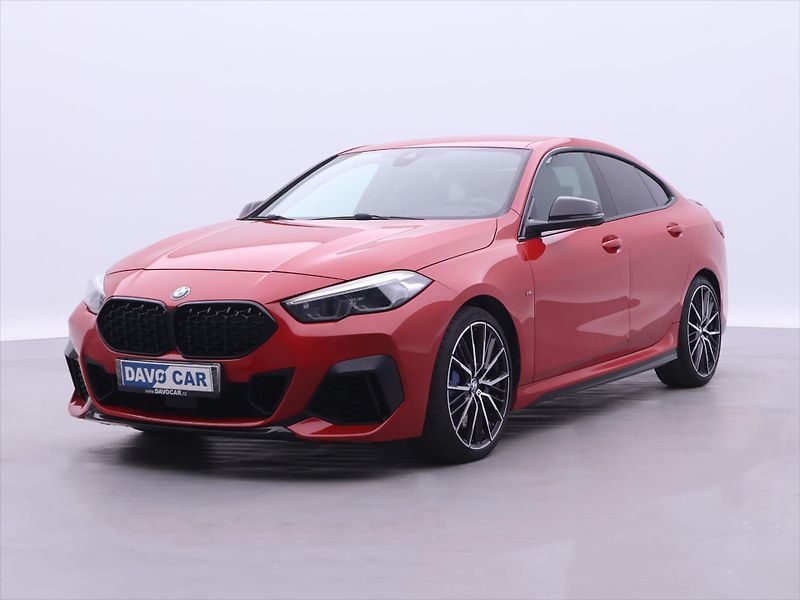 BMW Řada 2 2,0 M235i 225kW CZ xDrive - fotka 3 z 40