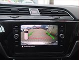 Volkswagen Touran (2017) R-Line 2.0 TDI, Automat - náhled 16