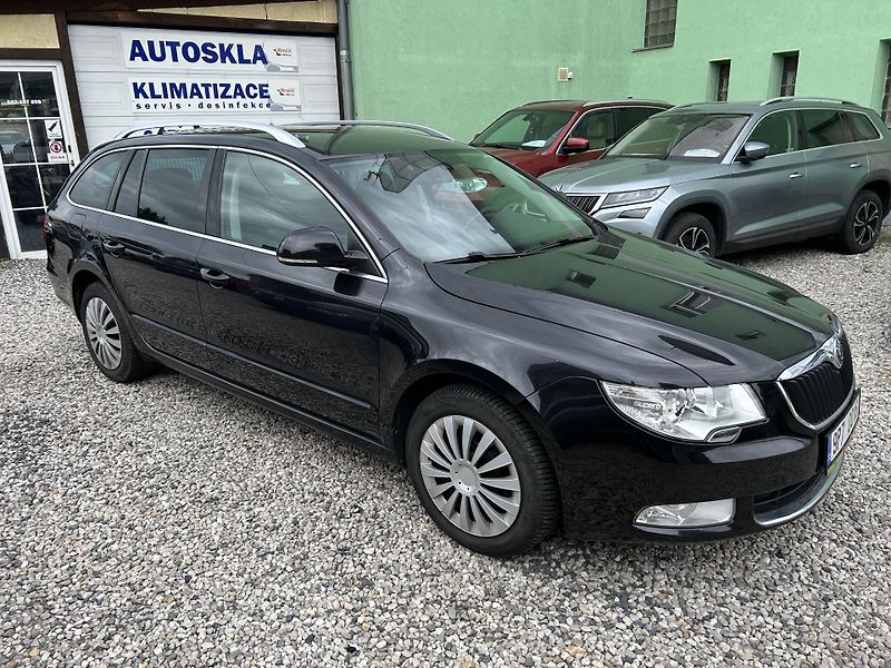 Škoda Superb (2012) 2.0 TDi 103 KW  - fotka 5 z 28