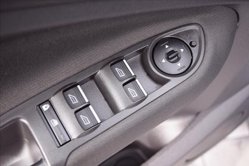Ford C-MAX 1,0 I 92KW PO ROZVODECH ALU - fotka 33 z 53