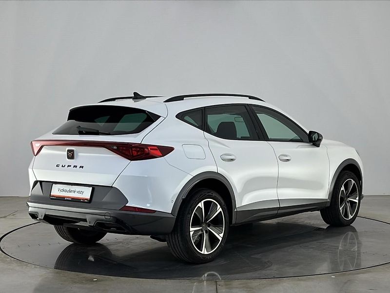 Cupra Formentor DSG - fotka 2 z 28
