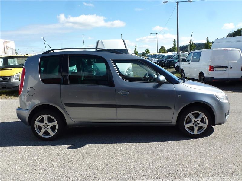 Škoda Roomster 1,9 TDI -  BEZ KOROZE !!!!!!! - fotka 7 z 54