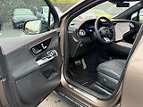 Mercedes-Benz EQE 500 4MATIC SUV Electric Art Ed - náhled 22