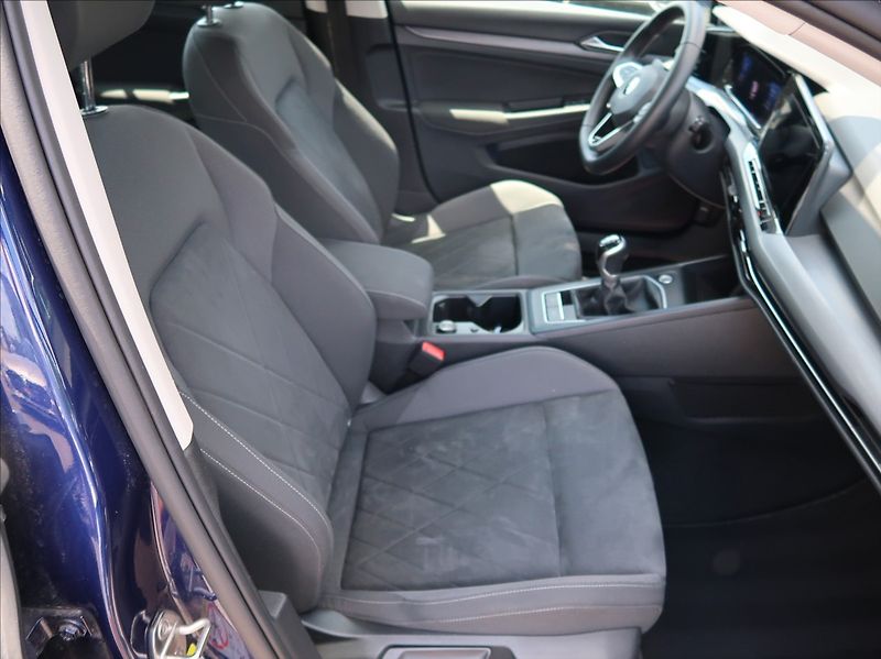 Volkswagen Golf 2,0 TDi,110kW,1majČR,Style,DPH - fotka 14 z 29