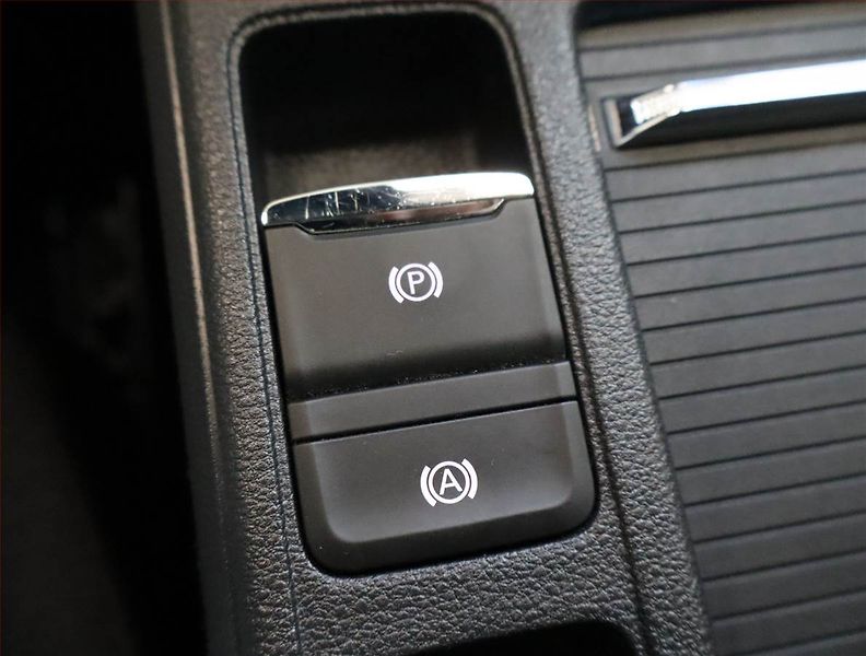 Škoda Octavia (2023) Ambition 2.0 TDI, ČR,1.maj - fotka 21 z 24