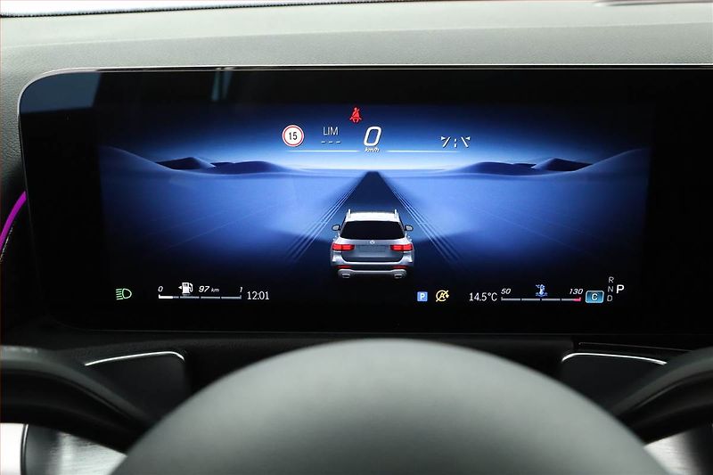 Mercedes-Benz GLB (2025) 200 d, AMG Line, Navigace - fotka 11 z 30
