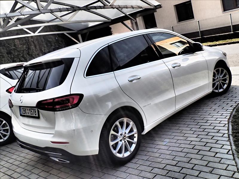 Mercedes-Benz Třídy B 1,3 ČR,DPH,24000KM, Automat - fotka 4 z 52