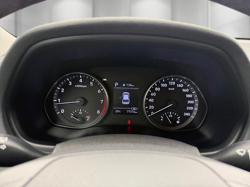 Hyundai i30 (2021) 1,5 T-GDi 117 kW SMART DCT - fotka 17 z 24
