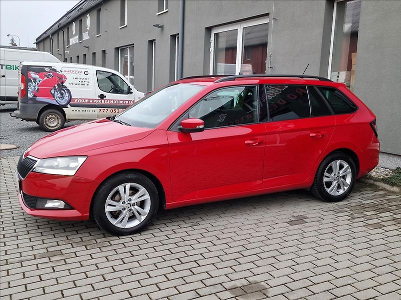Škoda Fabia 1.0 TSI TOUR,ČR,1.Majitel - fotka 6 z 48