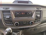 Ford Transit Custom (2020) 2.0TDCi L2H1 5míst, AC - náhled 11