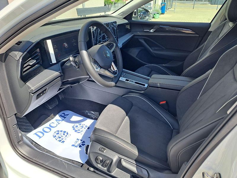 Volkswagen Passat (2025) 1.5 TSI Business 150kW eHybrid - fotka 15 z 31