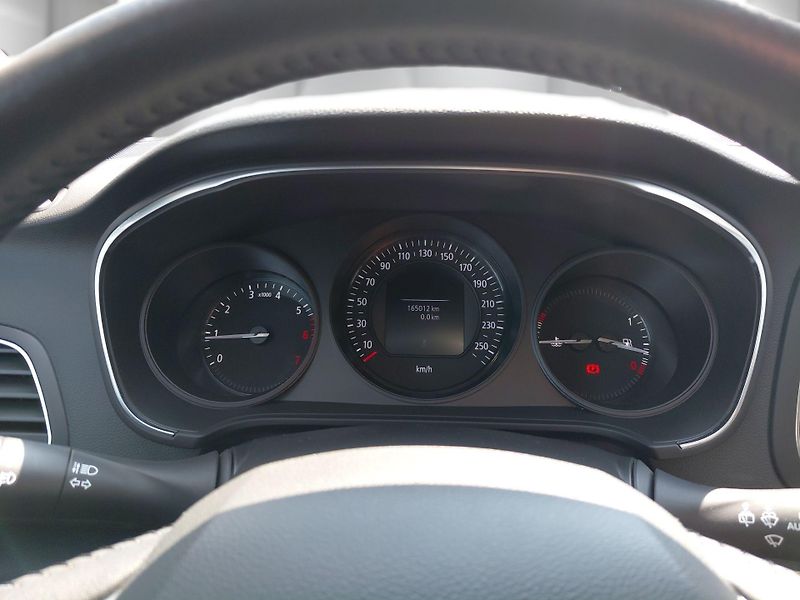 Renault Mégane (2017) 1,6 SCe 84 kW ZEN - fotka 18 z 25