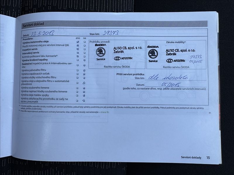 Škoda Octavia 2,0 TDI ELEGANCE tažné původČR - fotka 44 z 50