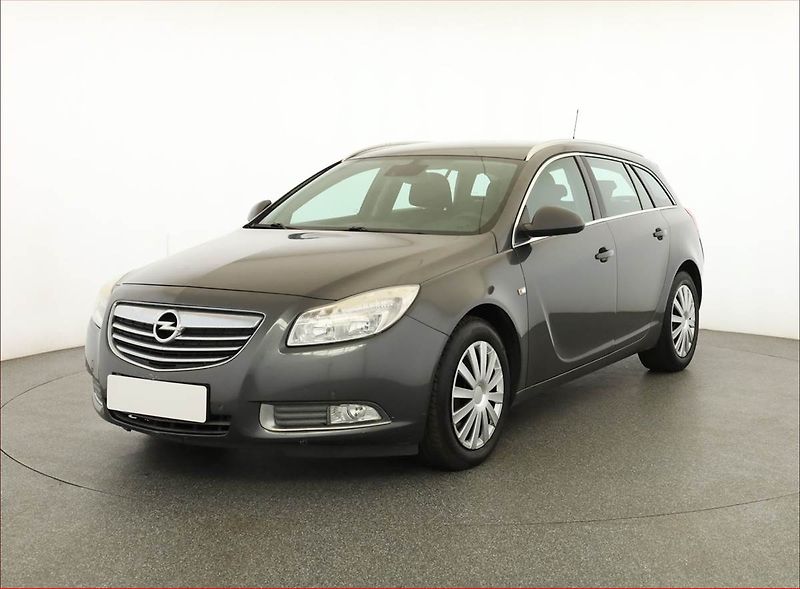 Opel Insignia (2011) 2.0 CDTI, Automat, udržované - fotka 2 z 18