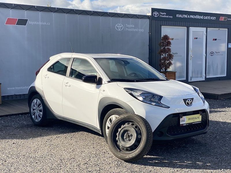 Toyota Aygo 1.0i, ČR, Comfort Business - fotka 1 z 20