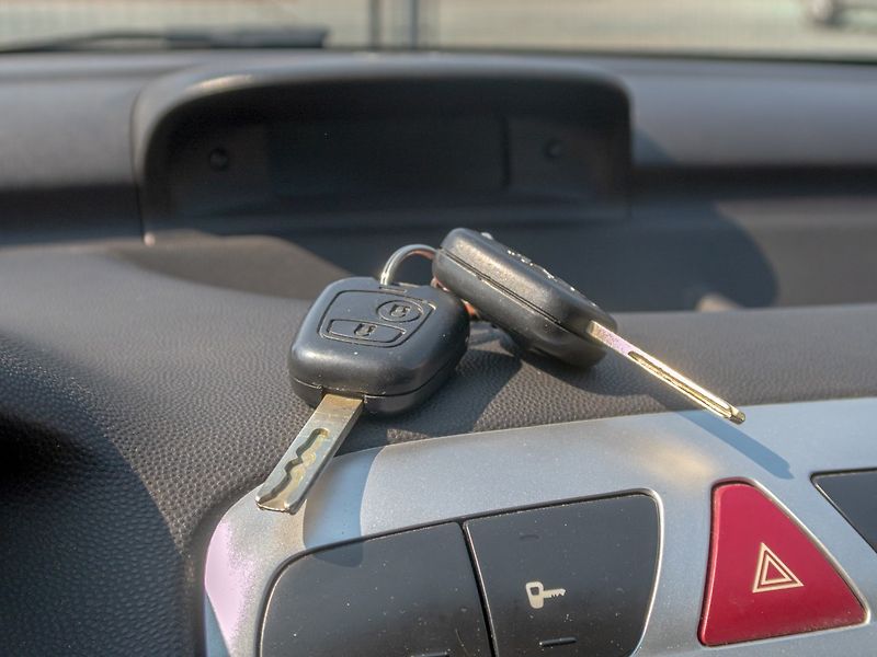 Peugeot 307 (2005) 1.6i 16V 80KW – KABRIO - fotka 39 z 39