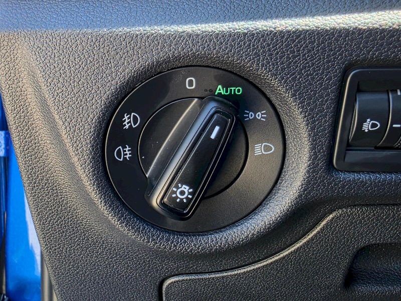 Škoda Kamiq (2025) 1,0TSI 85KW SELECTION - fotka 18 z 29