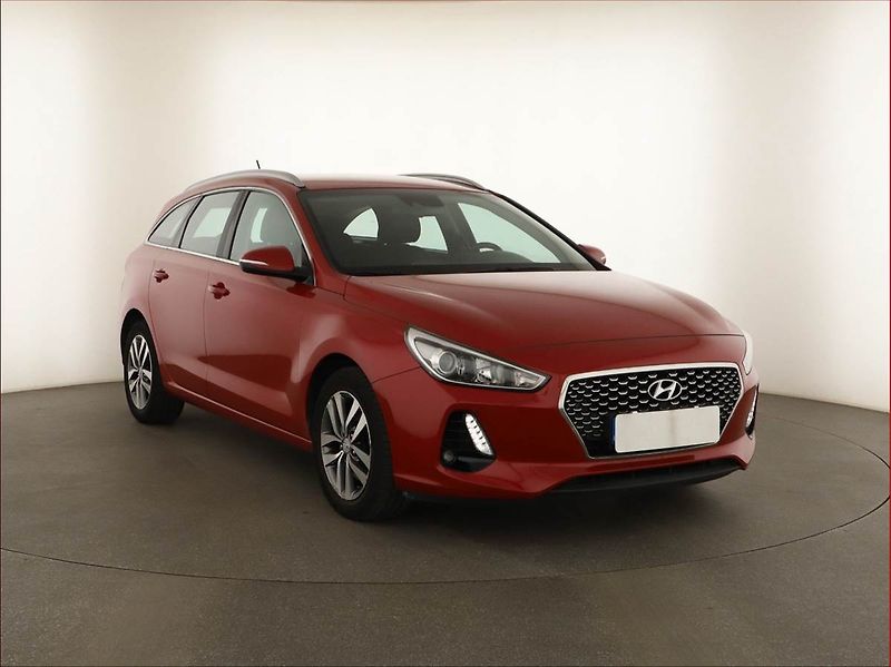 Hyundai i30 (2018) 1.4 T-GDI, ČR,1.maj - fotografie inzerátu
