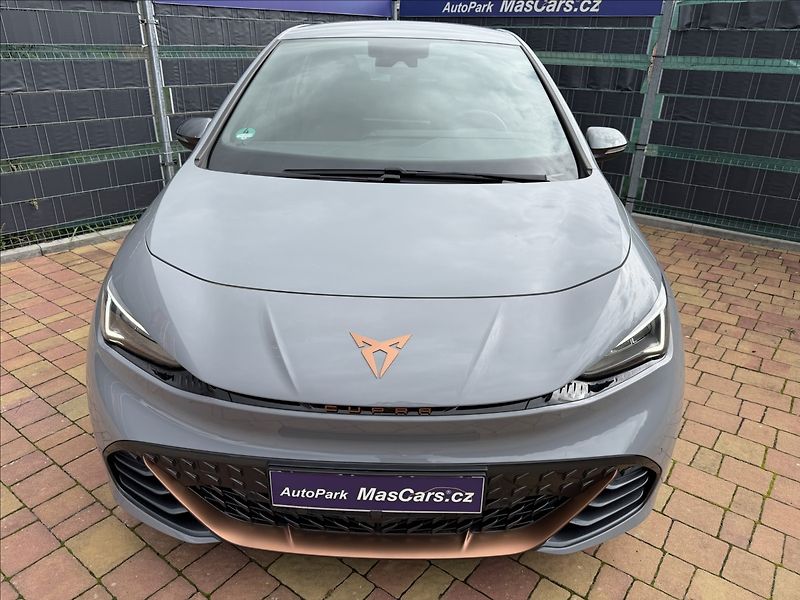Cupra Born 150 kW 58 kWh - fotka 2 z 24