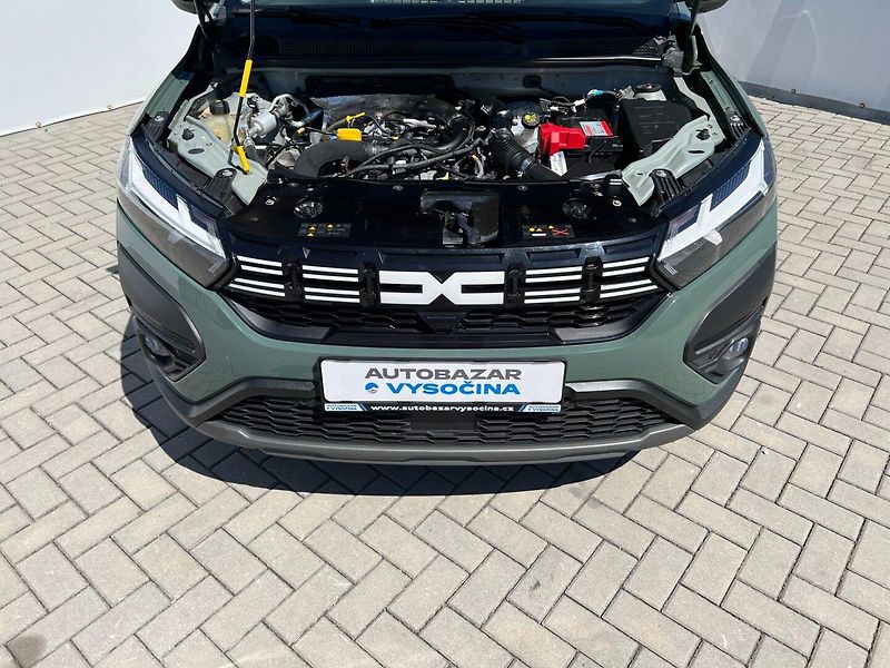 Dacia Jogger (2023) 1.0TCe 7míst! Tažné! ČR+1.maj. - fotka 11 z 32