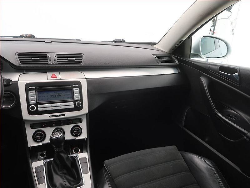 Volkswagen Passat (2007) Comfortline 2.0 TDI, nová STK - fotka 8 z 16
