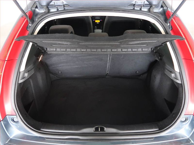 Citroën C4 (2006) 1.6 HDi, po STK, Klima - fotka 13 z 15
